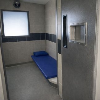 Prison and detention mattresses are specialized institutional products designed to prioritize fire resistance, sanitation, and tamper prevention.