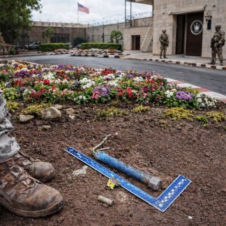 Photographic Scales L Shape