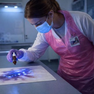 Polythene Aprons Pink - SPA0109